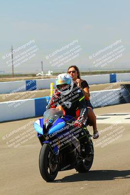 media/Sep-20-2025-TrackDaz (Sat) [[27f0cde673]]/Around the Pits/